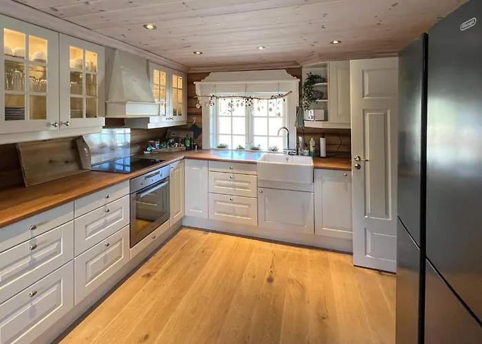 Semesterbostad Beautiful In With Wifi *